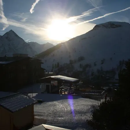 Les Ecrins 6 Apartment